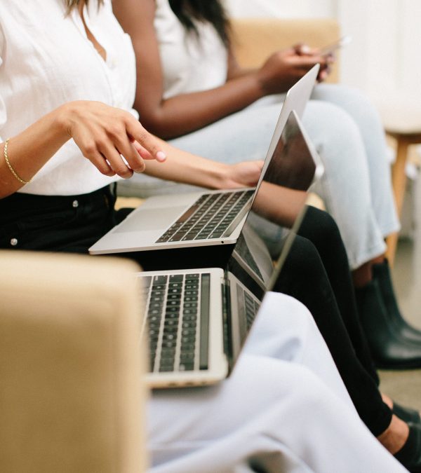 women laptops vertical